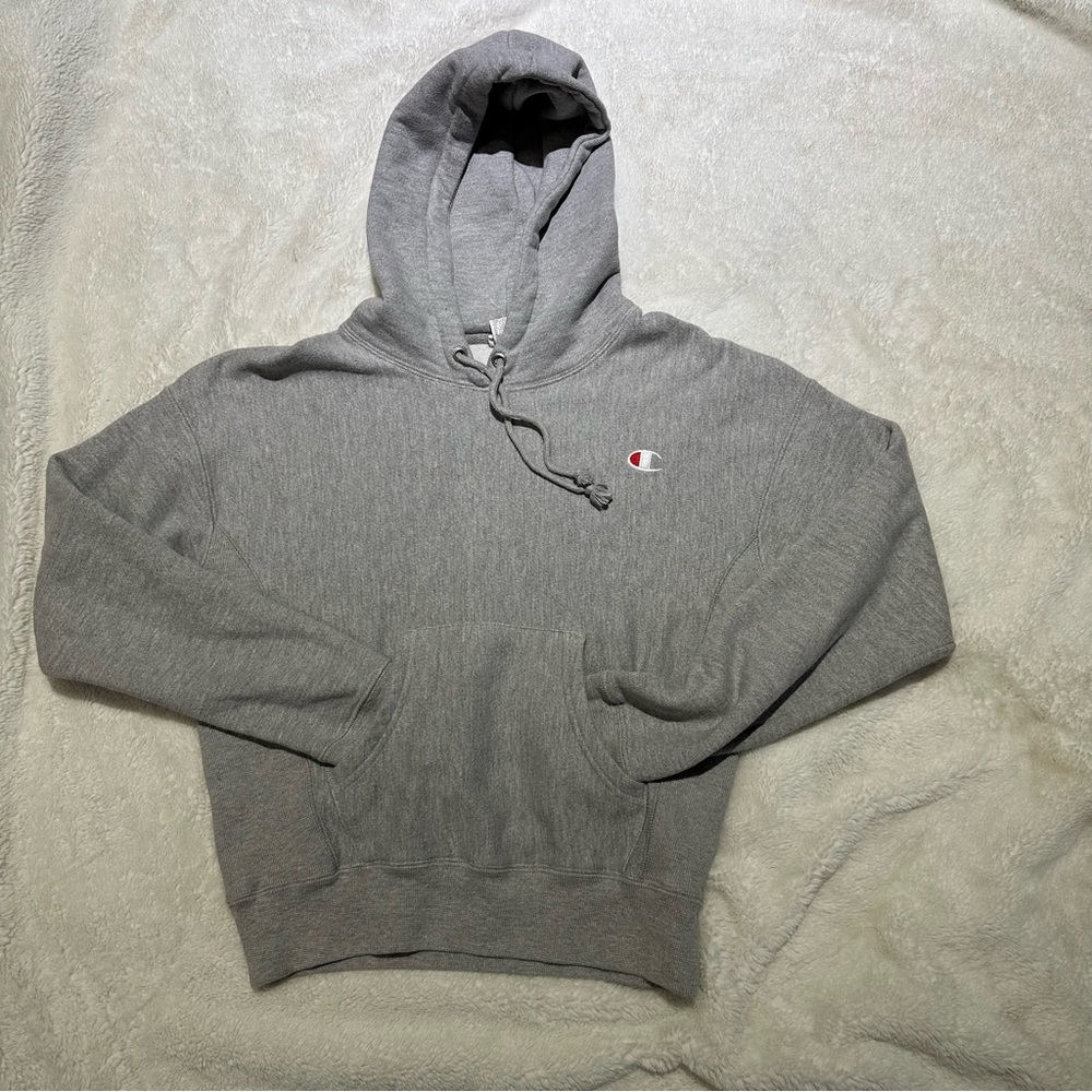 Woman’s xs reverse weave champion hoody